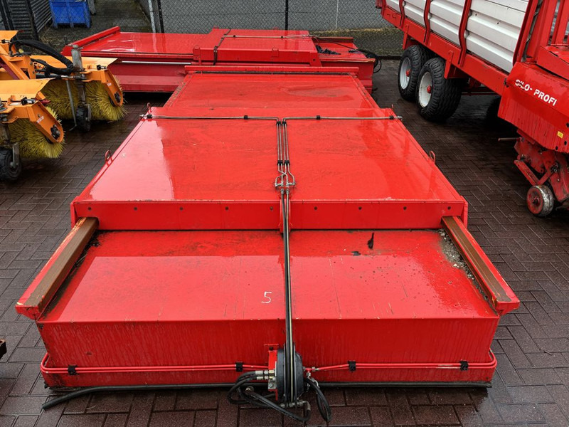 Beco Maxxim 200 Bagger luiken - المقطورة الزراعية: صورة 2 Beco Maxxim 200 Bagger luiken - المقطورة الزراعية: صورة 2