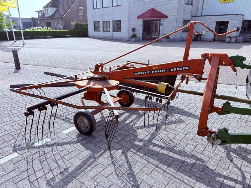 Deutz-Fahr KS90 DN Cirkelhark - آلة تيبيس العشب/ آلة جمع العشب: صورة 4 Deutz-Fahr KS90 DN Cirkelhark - آلة تيبيس العشب/ آلة جمع العشب: صورة 4