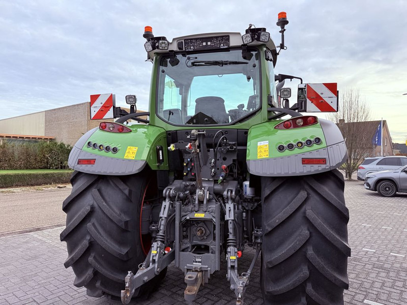 Fendt 720 Vario Profi Plus – Gen 6 - جرار: صورة 2 Fendt 720 Vario Profi Plus – Gen 6 - جرار: صورة 2