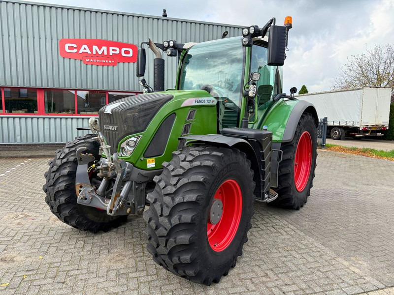 Fendt 724 Vario S4 Profiplus - جرار: صورة 1 Fendt 724 Vario S4 Profiplus - جرار: صورة 1