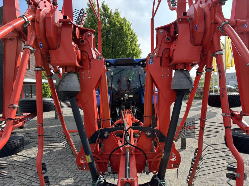 Kuhn GA8121 Cirkelhark - آلة تيبيس العشب/ آلة جمع العشب: صورة 5 Kuhn GA8121 Cirkelhark - آلة تيبيس العشب/ آلة جمع العشب: صورة 5