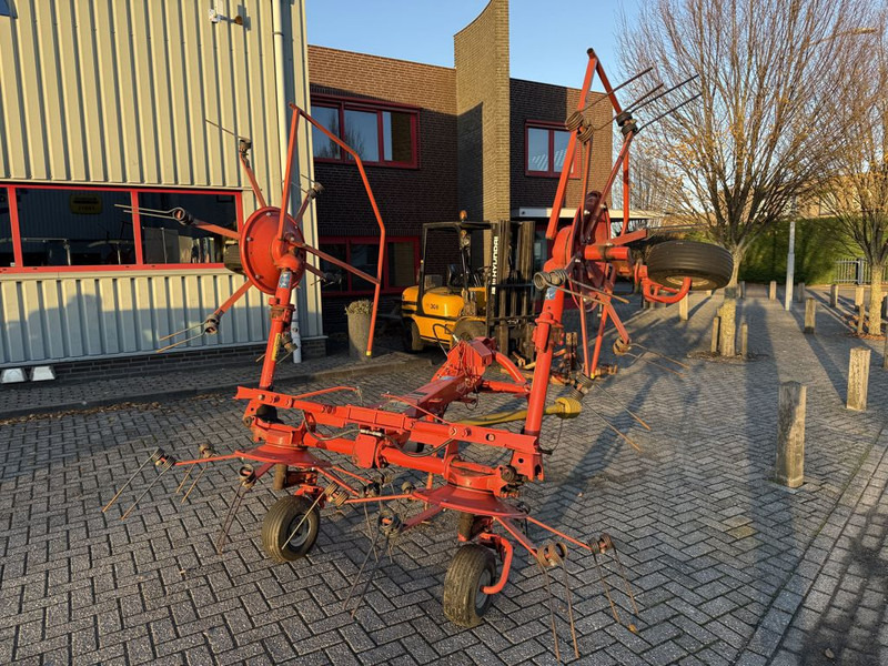 Kuhn GF5001MH Schudder (Marge) - آلة تيبيس العشب/ آلة جمع العشب: صورة 4 Kuhn GF5001MH Schudder (Marge) - آلة تيبيس العشب/ آلة جمع العشب: صورة 4