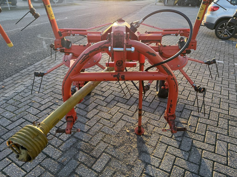 Kuhn GF5001MH Schudder (Marge) - آلة تيبيس العشب/ آلة جمع العشب: صورة 5 Kuhn GF5001MH Schudder (Marge) - آلة تيبيس العشب/ آلة جمع العشب: صورة 5