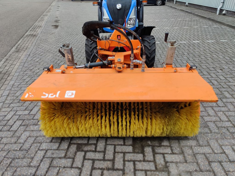 Nesbo HF1600S Veegmachine - مكنسة - آلية المنفعة/ مركبة خاصة: صورة 5 Nesbo HF1600S Veegmachine - مكنسة - آلية المنفعة/ مركبة خاصة: صورة 5