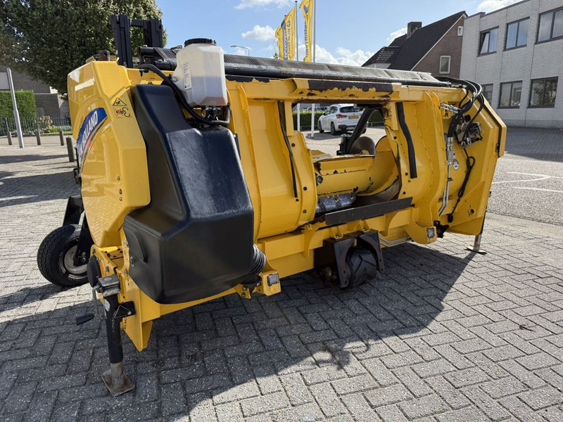 New Holland 300FPE Gras Pickup - حصادة: صورة 3 New Holland 300FPE Gras Pickup - حصادة: صورة 3