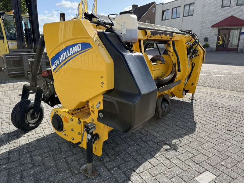 New Holland 300FPE Gras Pickup - حصادة: صورة 2 New Holland 300FPE Gras Pickup - حصادة: صورة 2