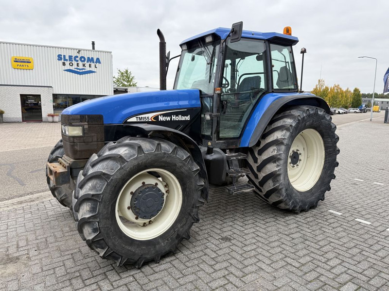 New Holland 8360 Range Command - جرار: صورة 1 New Holland 8360 Range Command - جرار: صورة 1