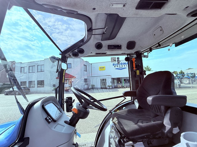 New Holland Boomer 45D Easy Drive New Holland Boomer 45D Easy Drive: صورة 14