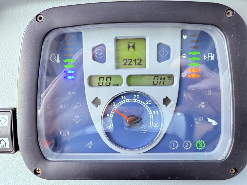 New Holland Boomer 45D Easy Drive New Holland Boomer 45D Easy Drive: صورة 13