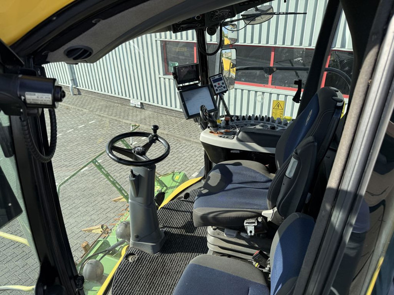 New Holland FR550 Forage Cruiser + Krone Easycollect - حصادة الأعلاف: صورة 5 New Holland FR550 Forage Cruiser + Krone Easycollect - حصادة الأعلاف: صورة 5