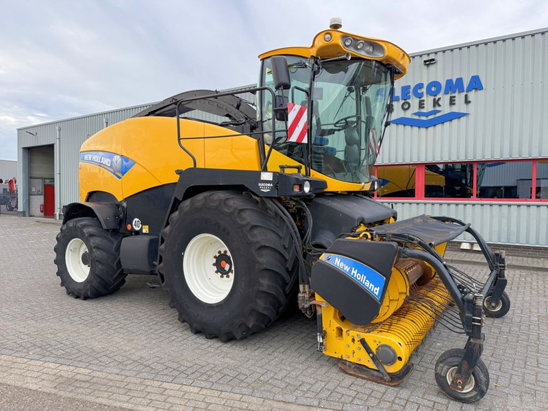 New Holland FR9050 - حصادة الأعلاف: صورة 4 New Holland FR9050 - حصادة الأعلاف: صورة 4