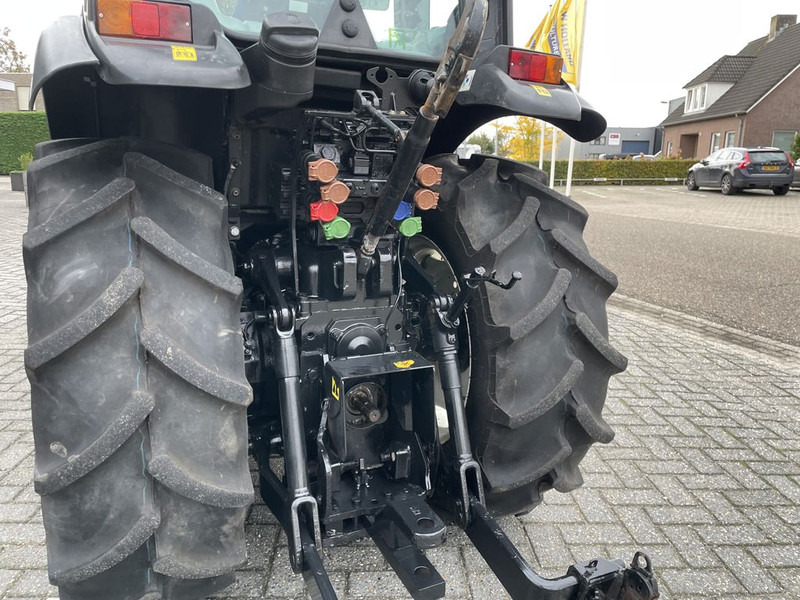 New Holland T4.80N - جرار: صورة 2 New Holland T4.80N - جرار: صورة 2