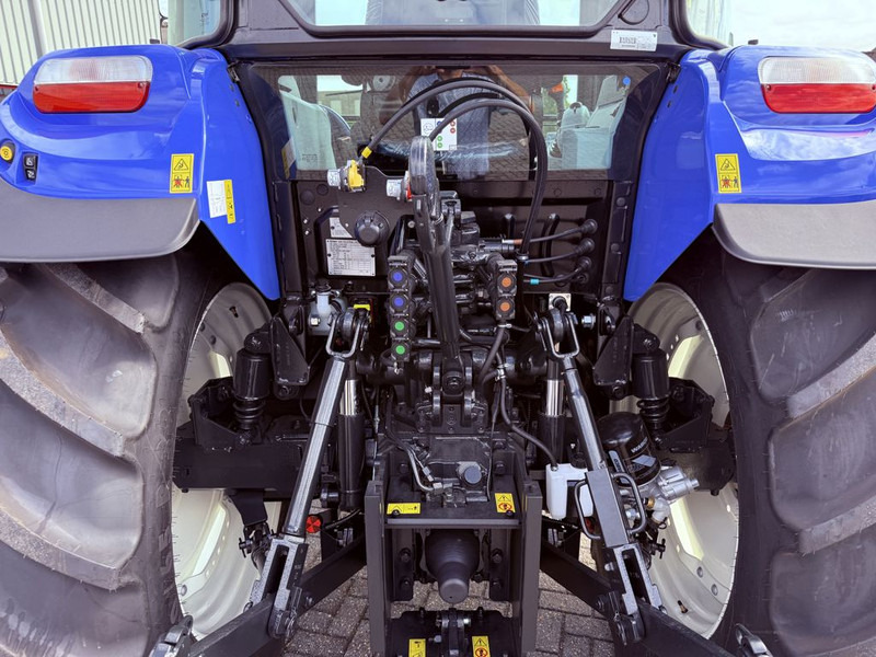 New Holland T5.120 Dual Command HILO - جرار: صورة 4 New Holland T5.120 Dual Command HILO - جرار: صورة 4