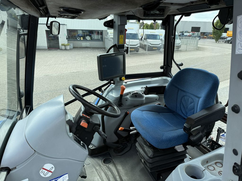New Holland T5040 CAB + GPS - جرار: صورة 5 New Holland T5040 CAB + GPS - جرار: صورة 5