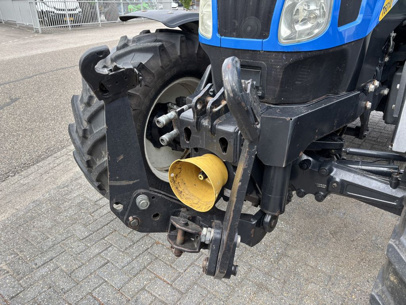 New Holland T6010 Plus Supersteer New Holland T6010 Plus Supersteer: صورة 6
