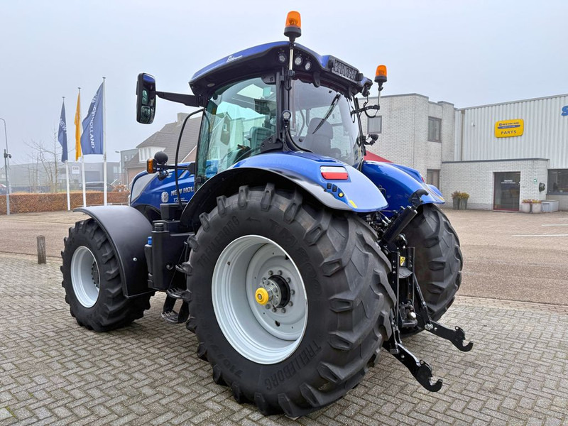 New Holland T7.270AC Stage V - جرار: صورة 2 New Holland T7.270AC Stage V - جرار: صورة 2