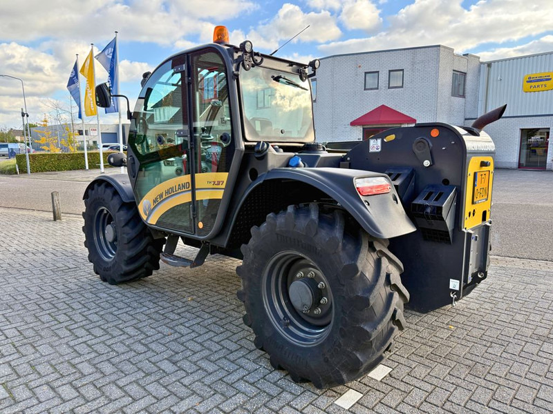 New Holland TH7.37 Plus Verreiker - رافعة تلسكوبية: صورة 2 New Holland TH7.37 Plus Verreiker - رافعة تلسكوبية: صورة 2