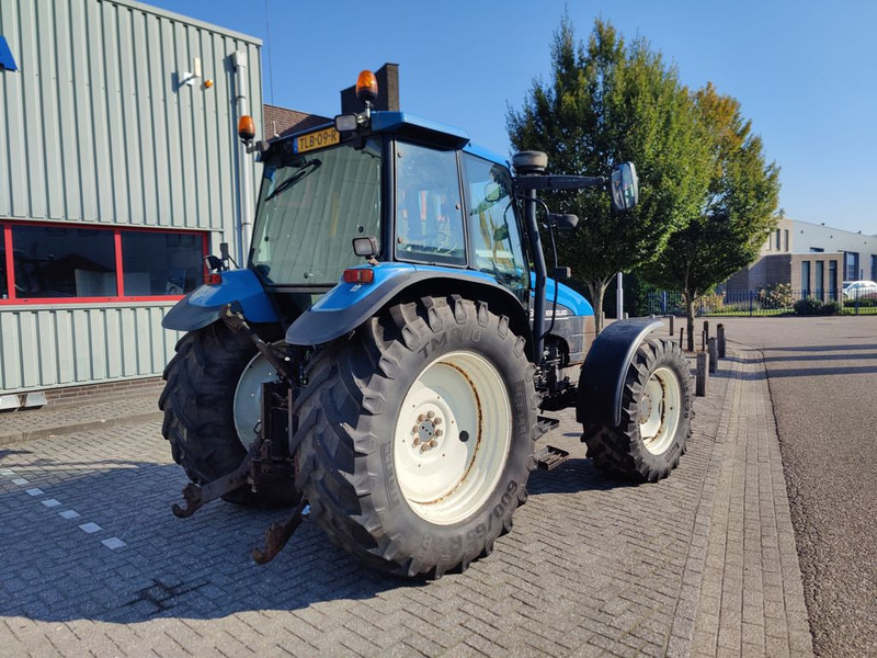 New Holland TS115 - جرار: صورة 3 New Holland TS115 - جرار: صورة 3