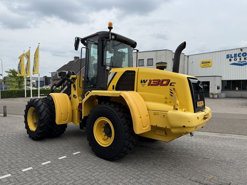 New Holland W130C Tool Carrier - اللودر بعجل: صورة 2 New Holland W130C Tool Carrier - اللودر بعجل: صورة 2