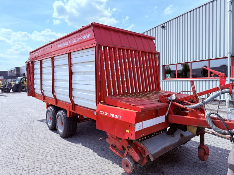 حصادة الأعلاف Pottinger SW102 Opraapwagen: صورة 11