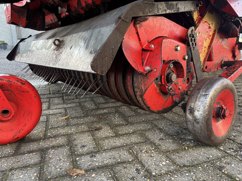 حصادة الأعلاف Pottinger SW102 Opraapwagen: صورة 15
