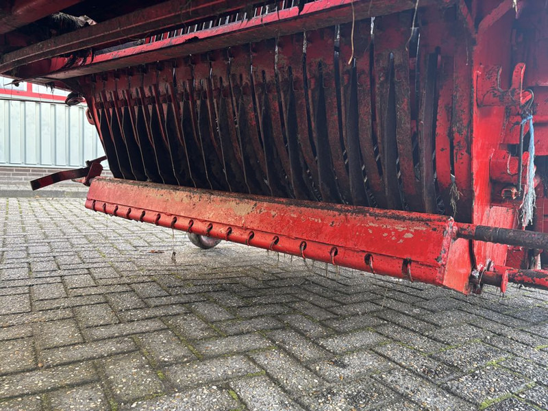 حصادة الأعلاف Pottinger SW102 Opraapwagen: صورة 8