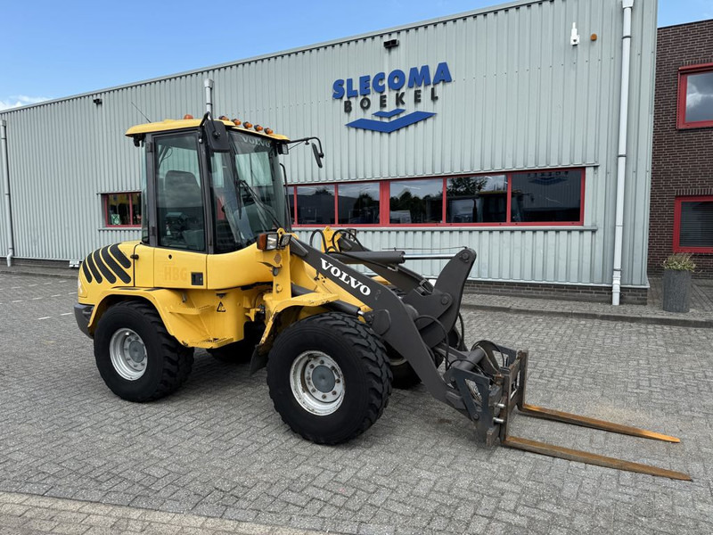 Volvo L30B Pro Shovel - اللودر بعجل: صورة 4 Volvo L30B Pro Shovel - اللودر بعجل: صورة 4