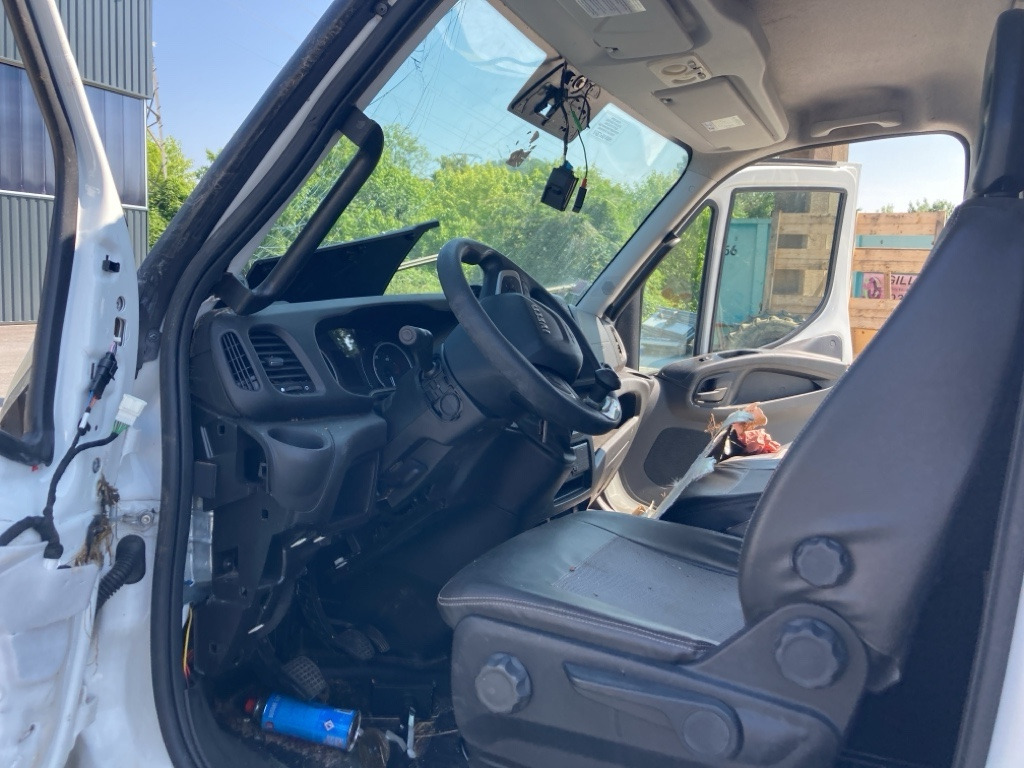 IVECO DAILY FOURGON 50C18 - منصة تلسكوبية محمولة على شاحنة: صورة 4 IVECO DAILY FOURGON 50C18 - منصة تلسكوبية محمولة على شاحنة: صورة 4