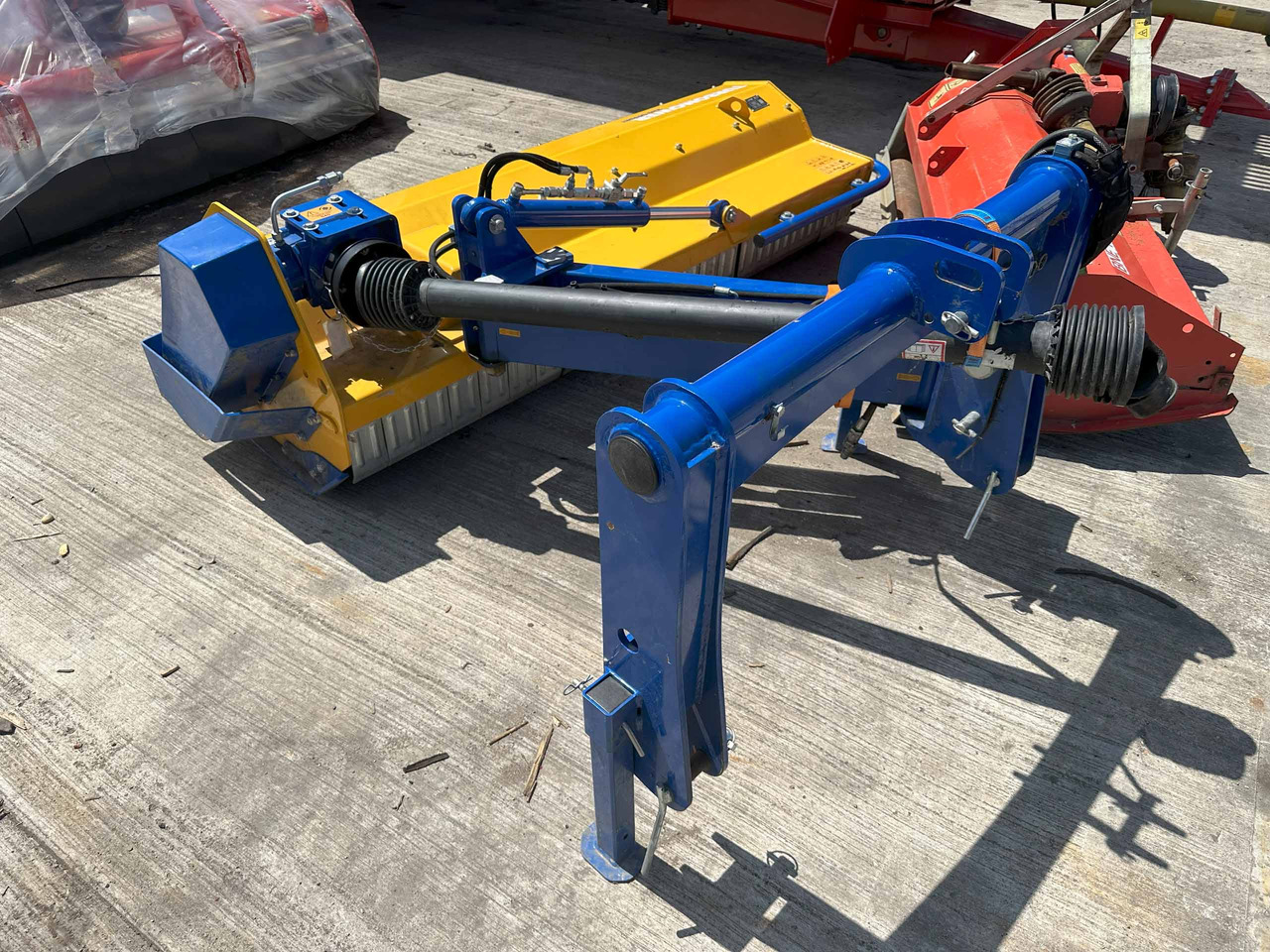 Bomford Turner Turbo mower offset 220 - التقطيع جزازة/ ماكينات قطع الحشائش: صورة 3 Bomford Turner Turbo mower offset 220 - التقطيع جزازة/ ماكينات قطع الحشائش: صورة 3