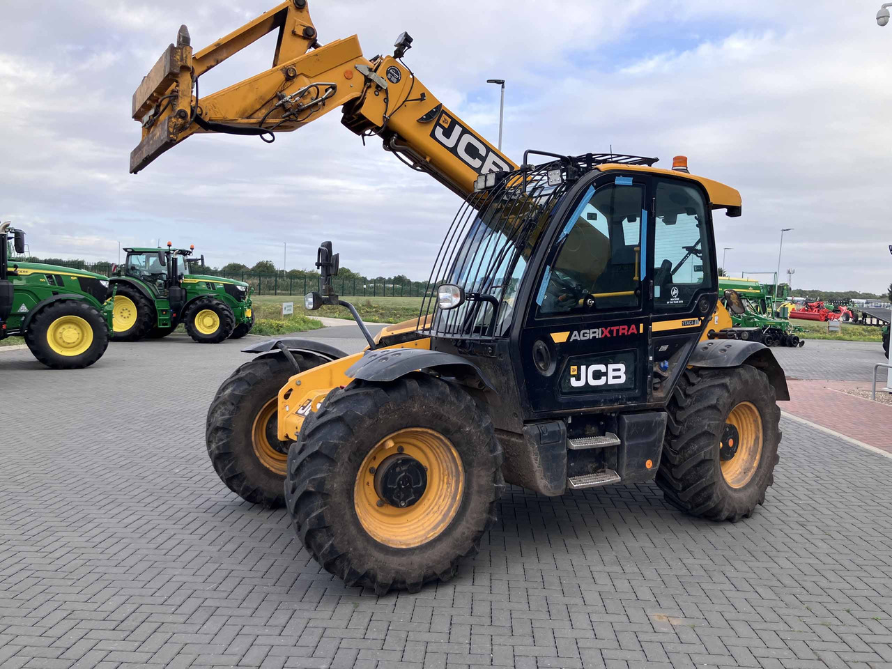 JCB 532.70 AGRIXTRA - رافعة تلسكوبية: صورة 3 JCB 532.70 AGRIXTRA - رافعة تلسكوبية: صورة 3