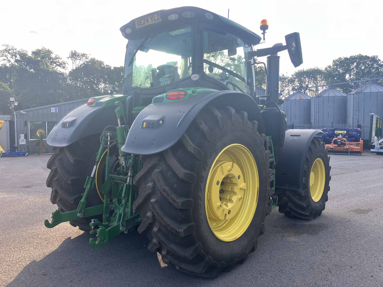 John Deer 6R 250 - جرار: صورة 5 John Deer 6R 250 - جرار: صورة 5