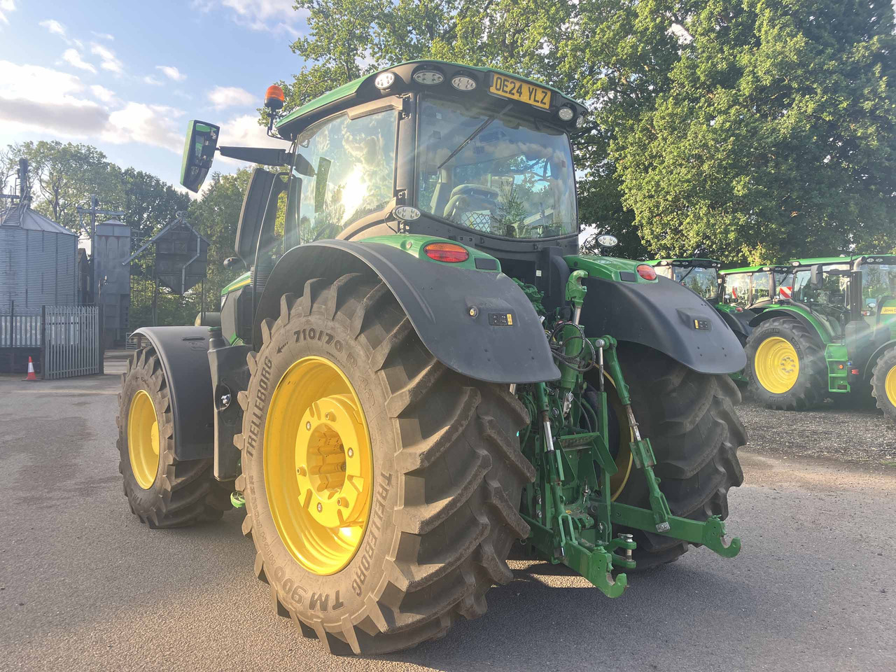 John Deer 6R 250 - جرار: صورة 3 John Deer 6R 250 - جرار: صورة 3