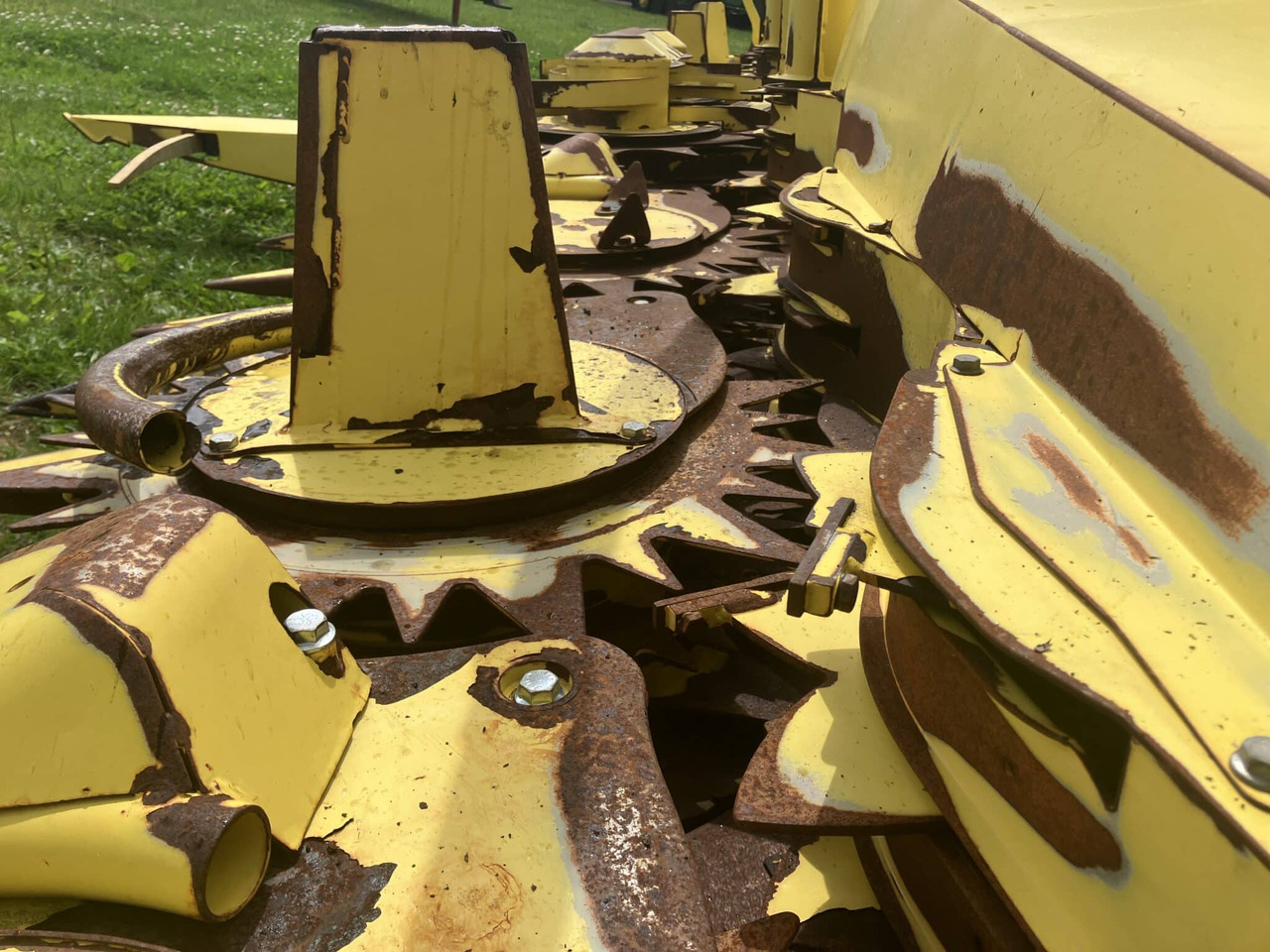 John Deere 390 Plus - حصادة الذرة: صورة 5 John Deere 390 Plus - حصادة الذرة: صورة 5