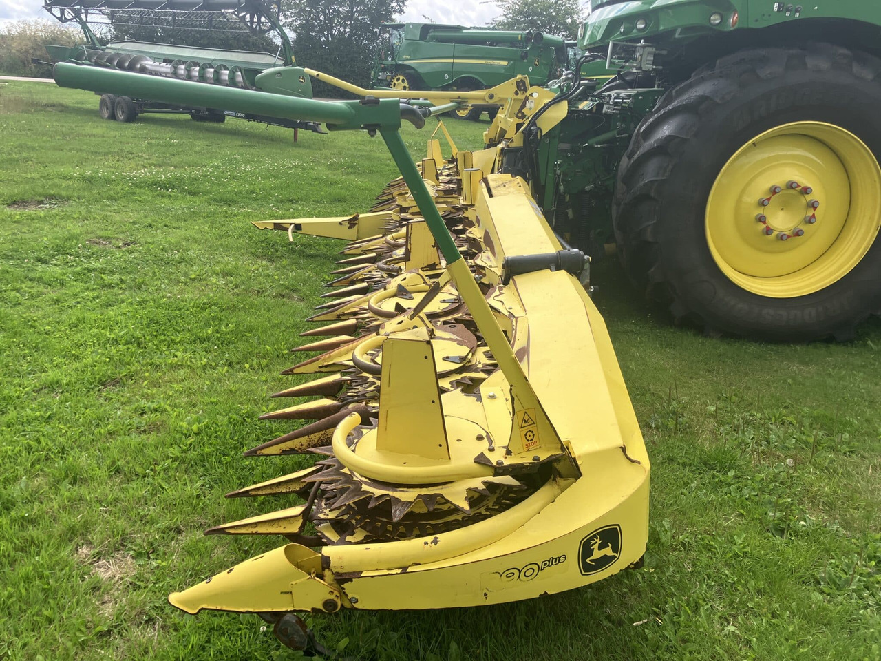 John Deere 390 Plus - حصادة الذرة: صورة 3 John Deere 390 Plus - حصادة الذرة: صورة 3