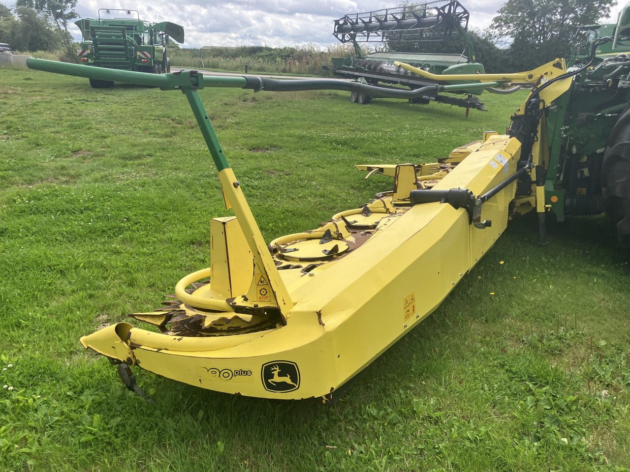 John Deere 390 Plus - حصادة الذرة: صورة 4 John Deere 390 Plus - حصادة الذرة: صورة 4