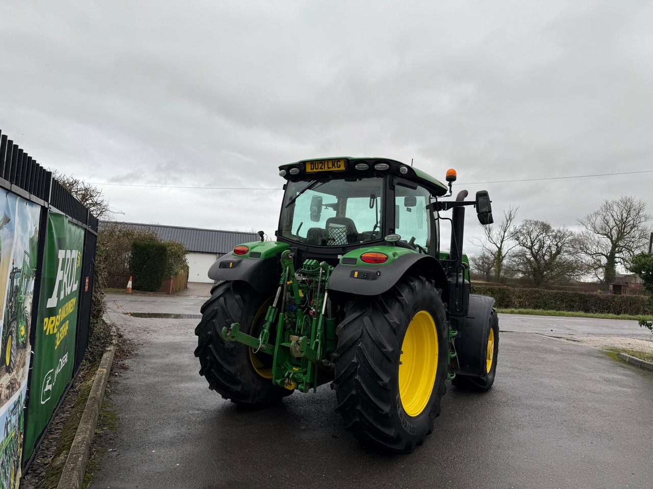 John Deere 6135R - جرار: صورة 4 John Deere 6135R - جرار: صورة 4