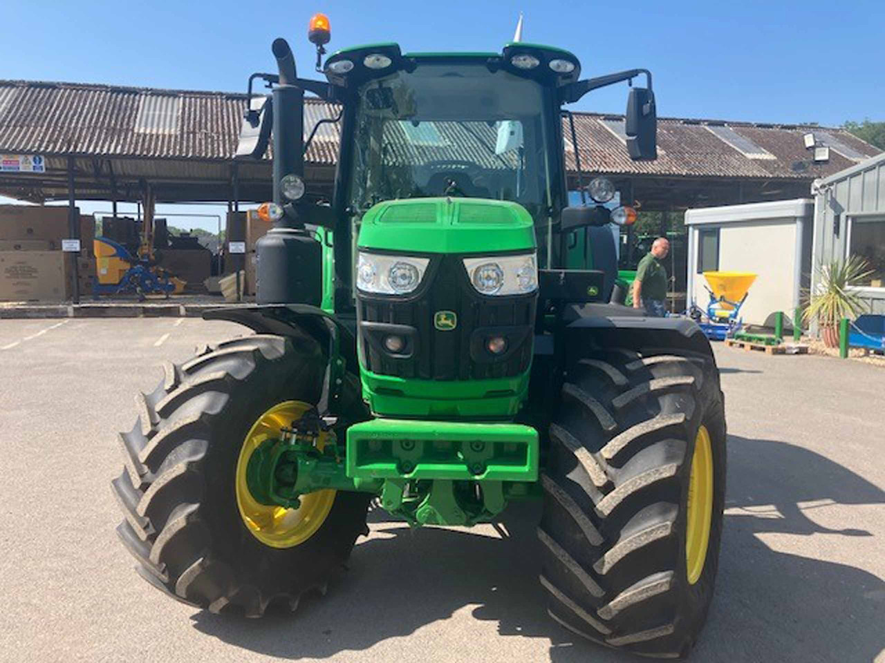 John Deere 6140M - جرار: صورة 4 John Deere 6140M - جرار: صورة 4