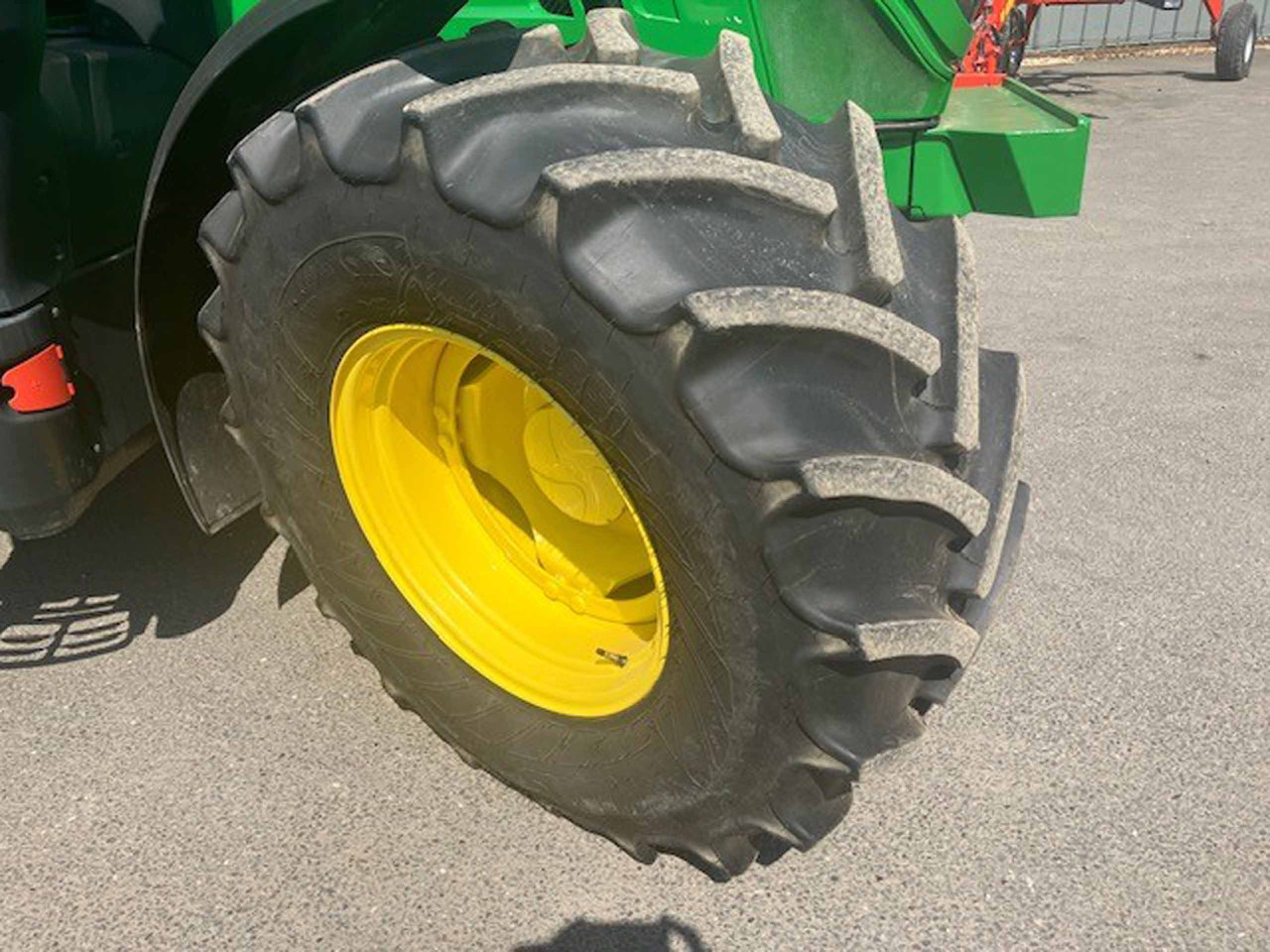 John Deere 6140M - جرار: صورة 2 John Deere 6140M - جرار: صورة 2