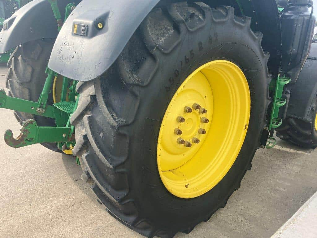 جرار John Deere 6175R: صورة 16