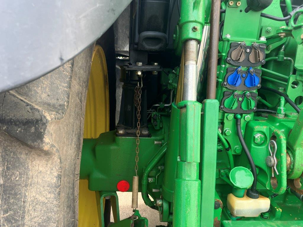 جرار John Deere 6175R: صورة 15
