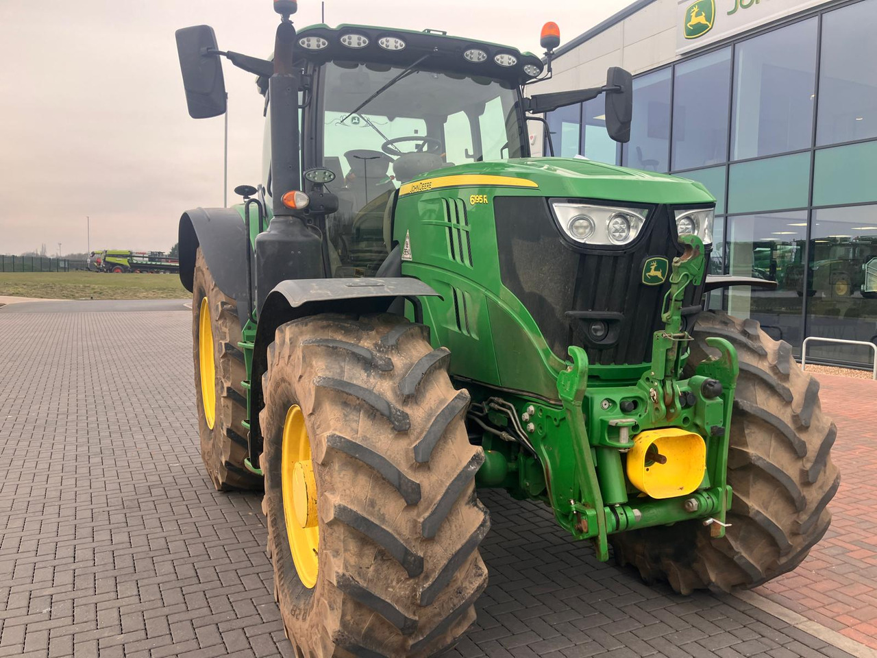 John Deere 6195R - جرار: صورة 4 John Deere 6195R - جرار: صورة 4