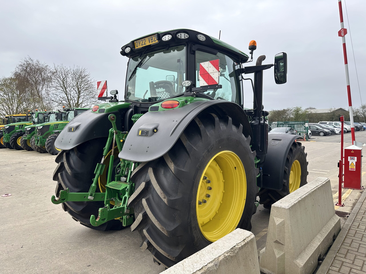 John Deere 6215R - جرار: صورة 5 John Deere 6215R - جرار: صورة 5
