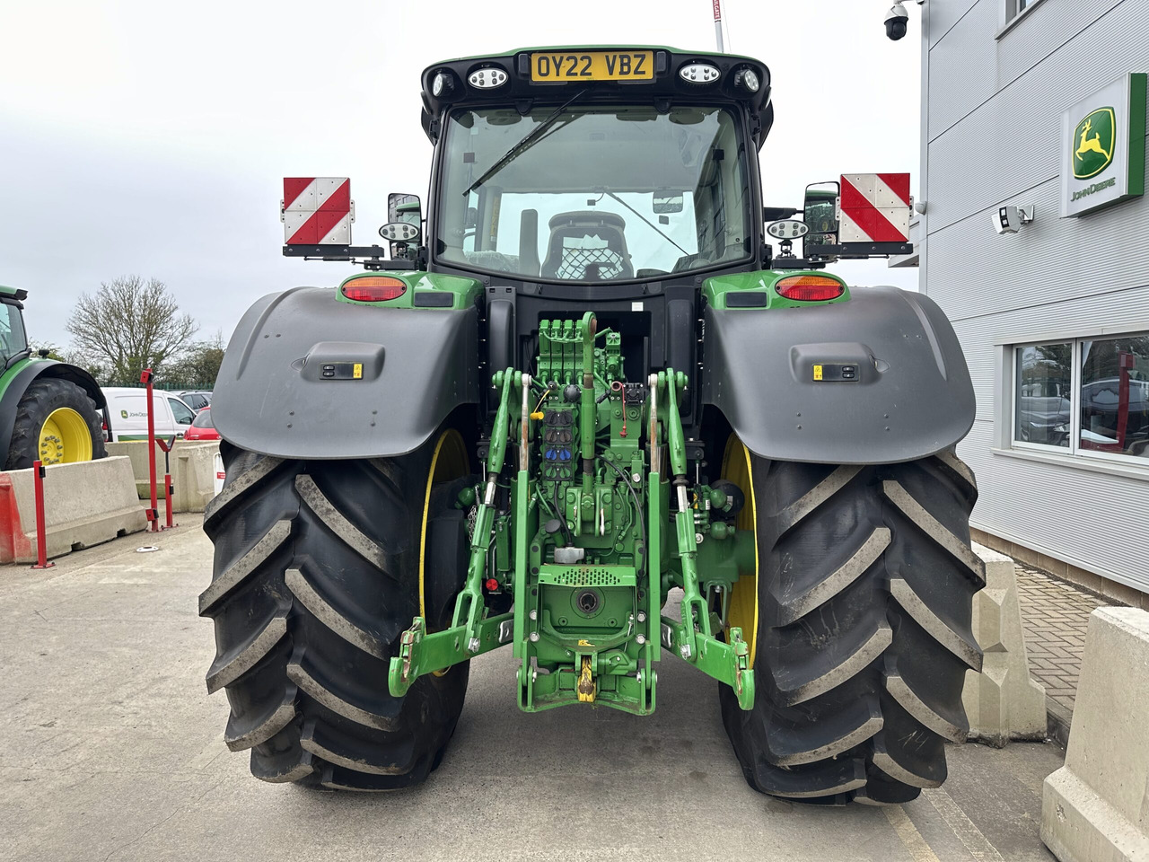 John Deere 6215R - جرار: صورة 4 John Deere 6215R - جرار: صورة 4