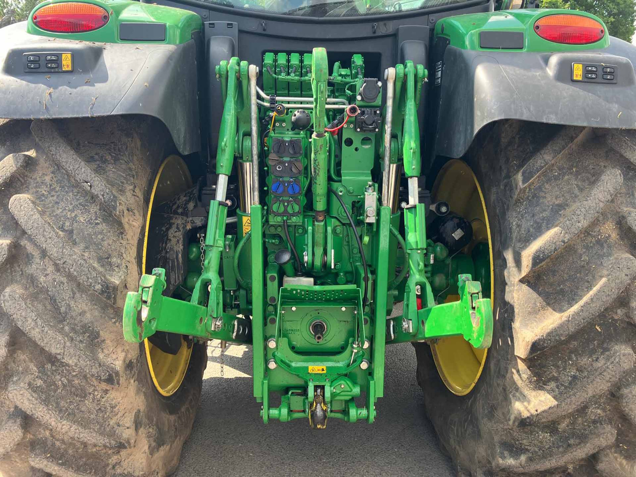 John Deere 6R 185 - جرار: صورة 5 John Deere 6R 185 - جرار: صورة 5