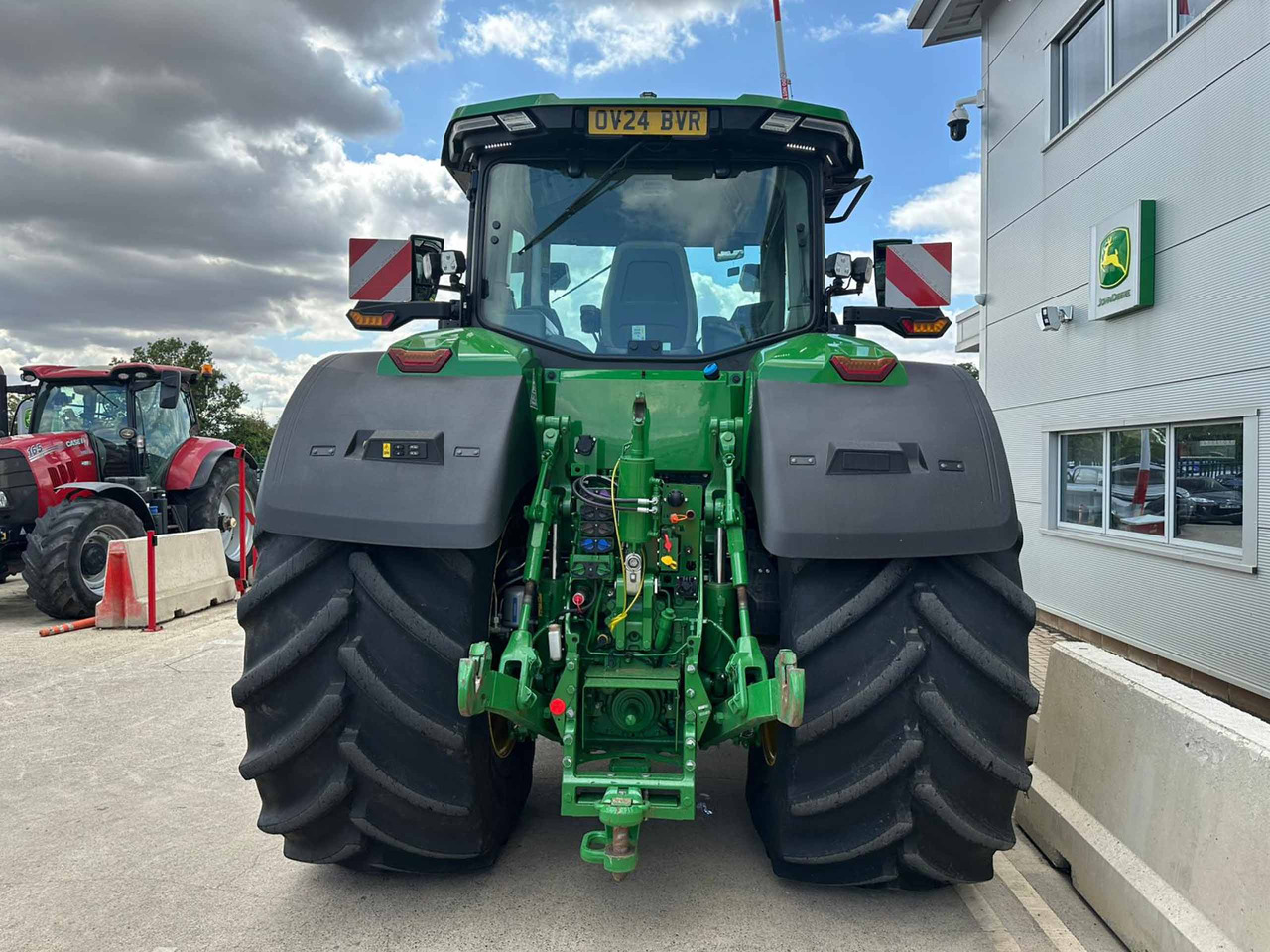 John Deere 8R 410 - جرار: صورة 2 John Deere 8R 410 - جرار: صورة 2
