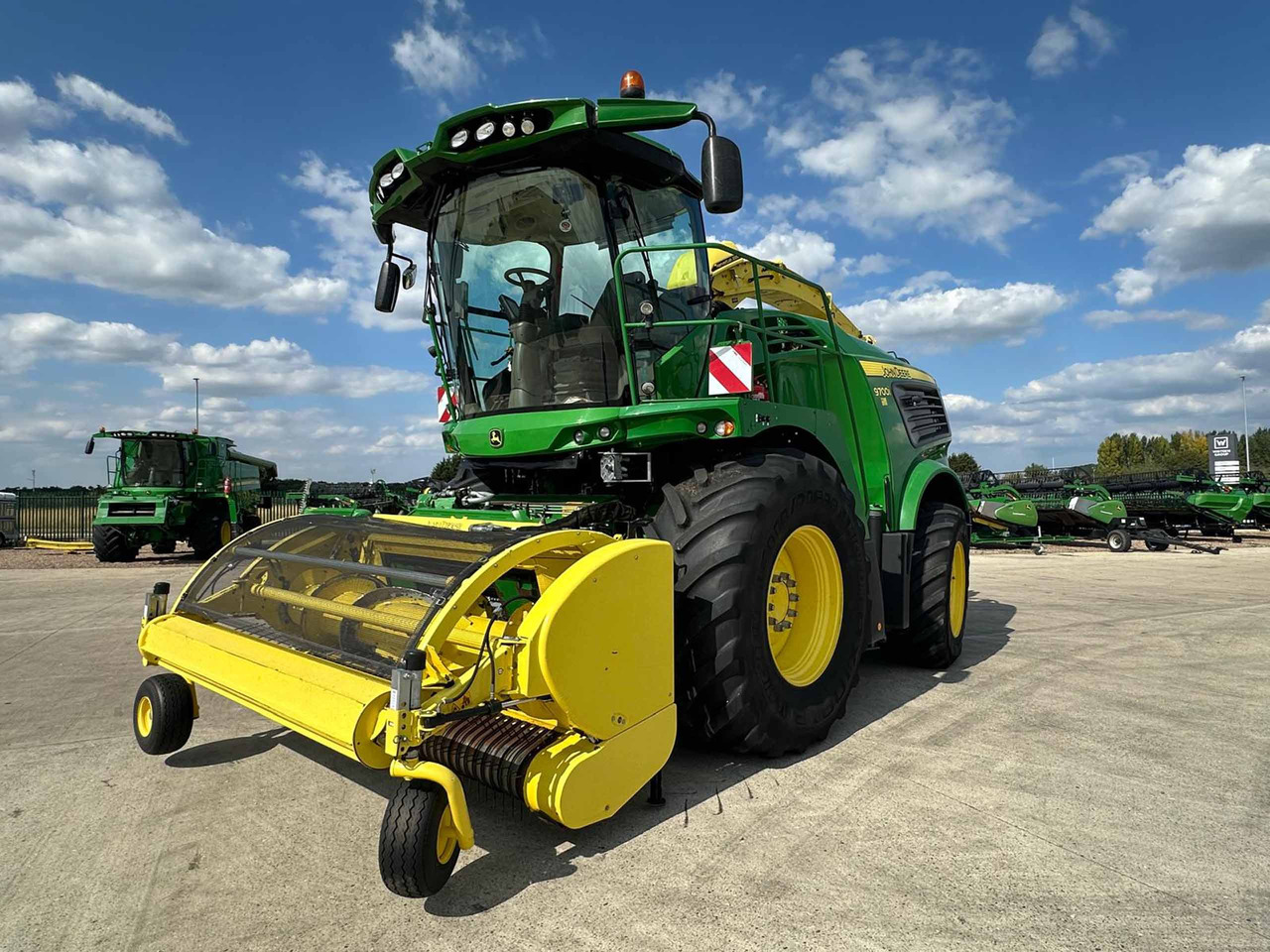 John Deere 9700I - حصادة الأعلاف: صورة 4 John Deere 9700I - حصادة الأعلاف: صورة 4