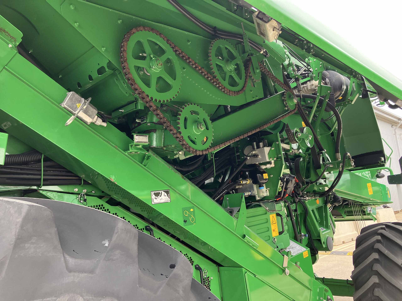 حصادة موحَّدة John Deere T670i HillMaster: صورة 15 حصادة موحَّدة John Deere T670i HillMaster: صورة 15