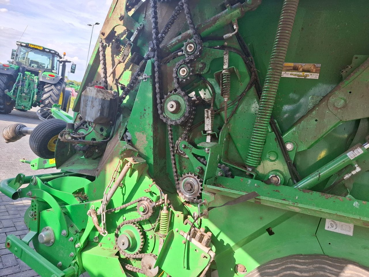 John Deere V451R - معدات تيبيس التبن: صورة 5 John Deere V451R - معدات تيبيس التبن: صورة 5