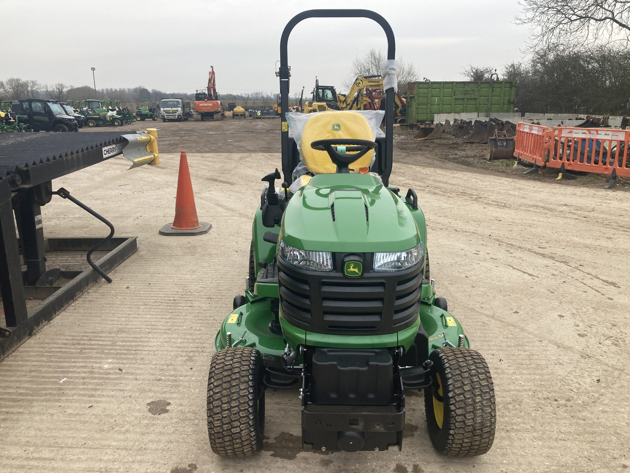 جديدة جزازة أعشاب الحدائق John Deere X950R ride on mower: صورة 7