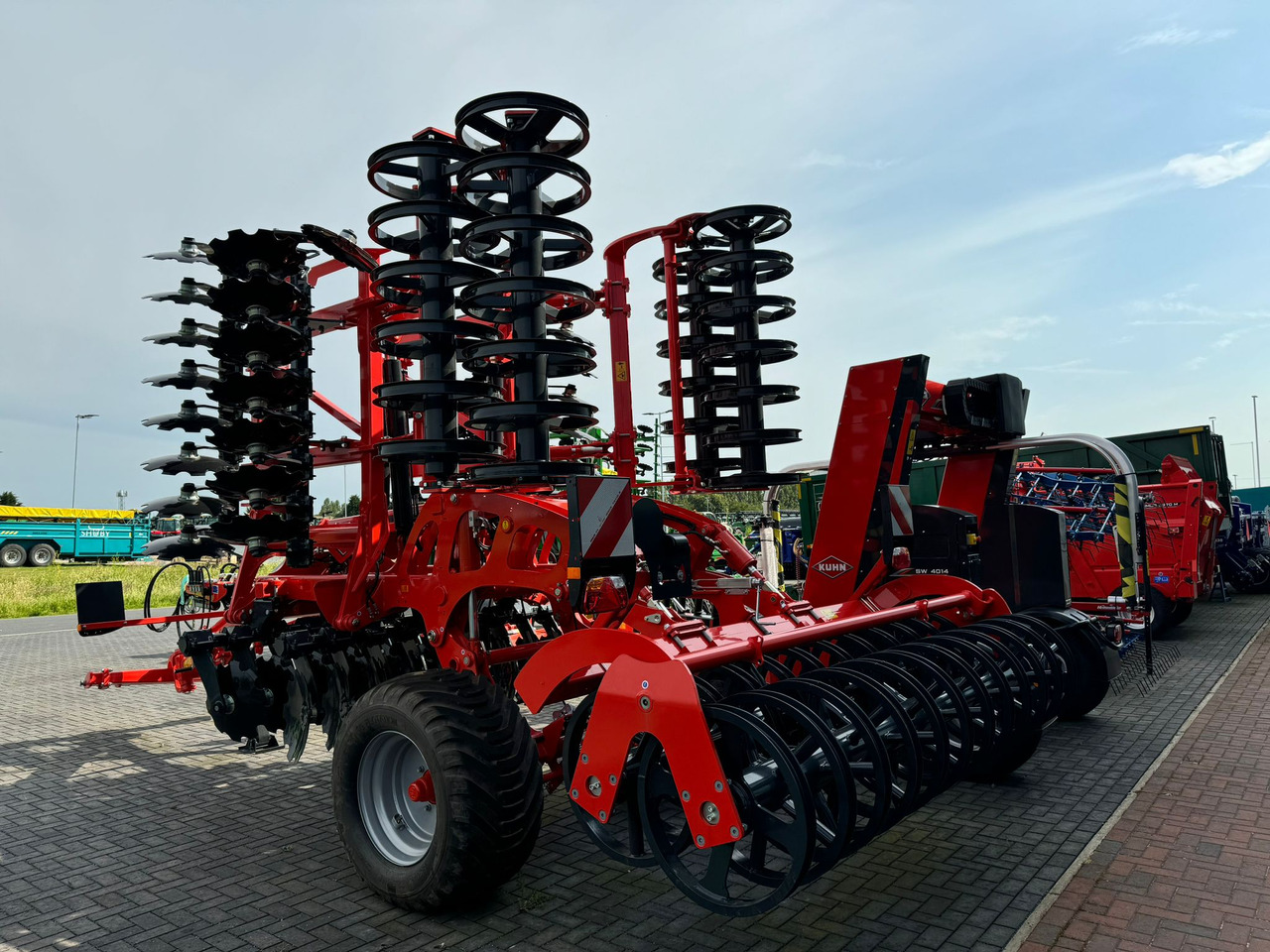Kuhn Optimer L6000 - معدات حرث التربة: صورة 4 Kuhn Optimer L6000 - معدات حرث التربة: صورة 4
